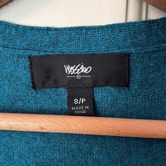 Mossimo Cardigan - Picture 2 of 5